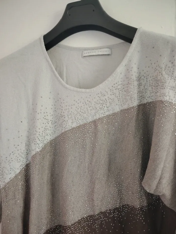 Blouse Armand Thiery taille 2 - photo numéro 2