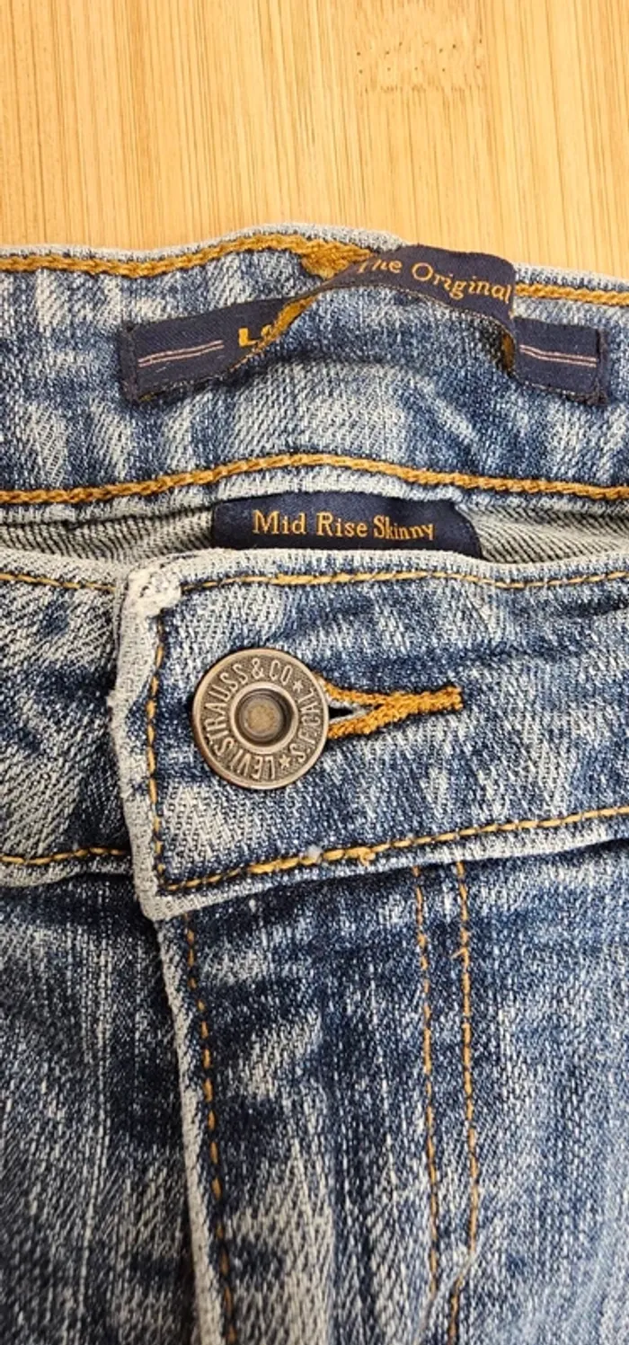 Levi's Strauss Midi-Pyrénées rise skinny T:40 - photo numéro 8