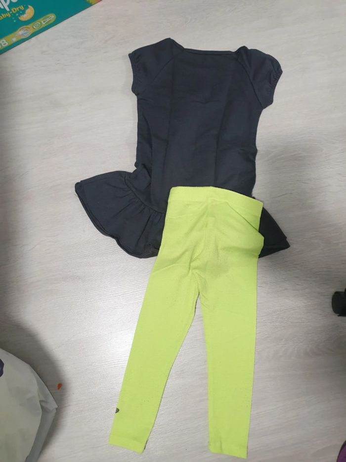Ensemble fille 3 ans robe gris anthracite + legging vert pomme - photo numéro 3