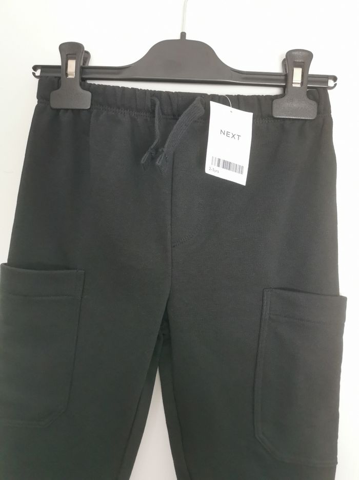 Pantalon jogger noir à poches Next 2/3 Ans - photo numéro 2