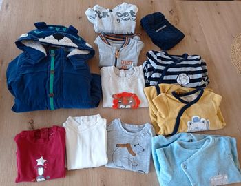 Lot vêtements 9 mois