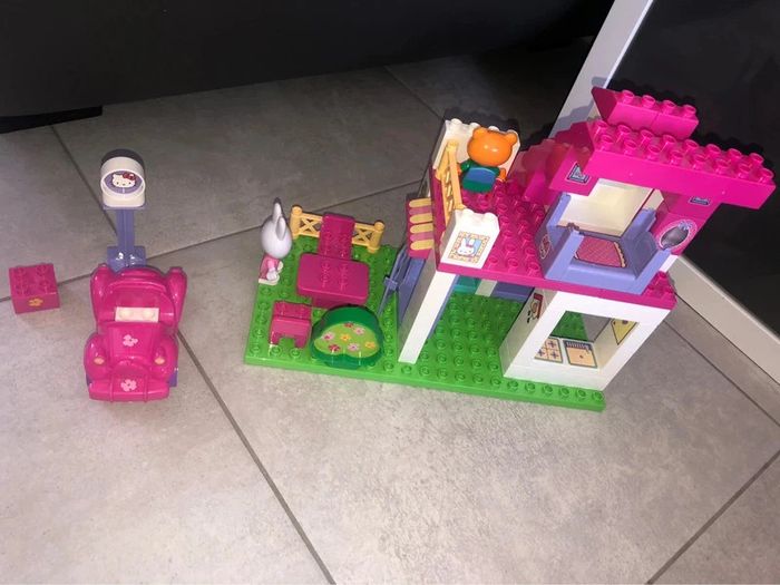 Maison Hello Kitty et ces amis Lego Unico 8651 - photo numéro 2