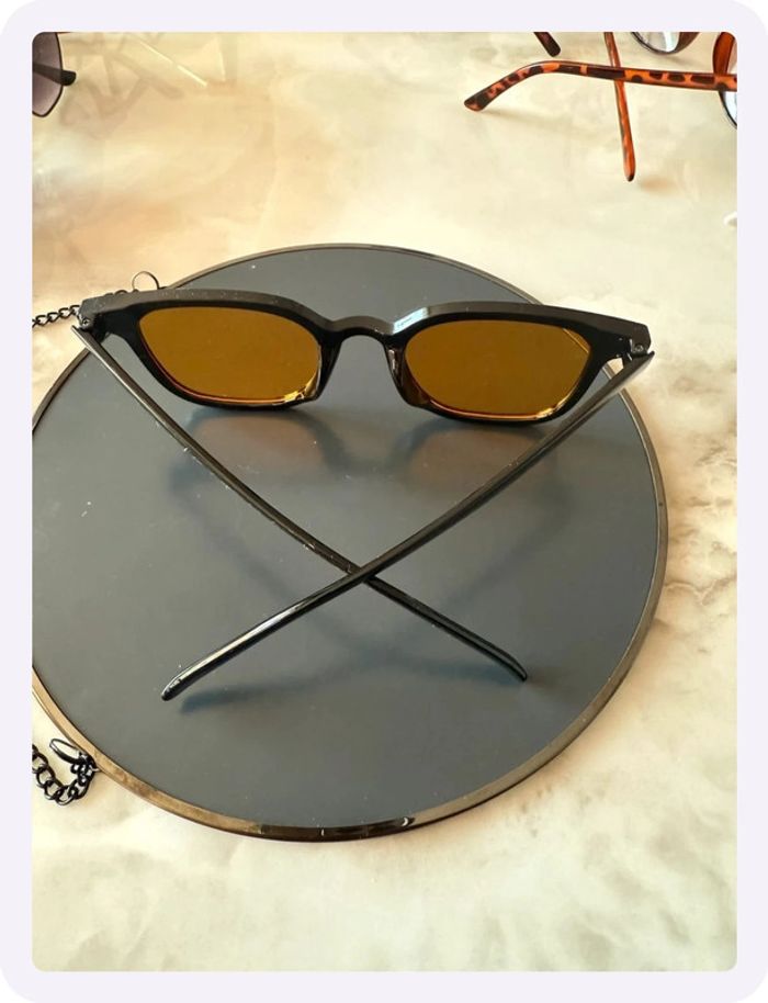 Lunette de soleil noire / jaune - photo numéro 4