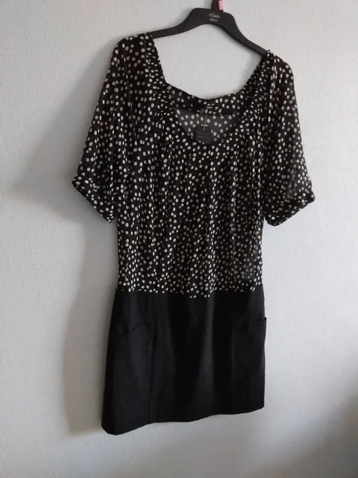 Robe etam taille 40 - photo numéro 2