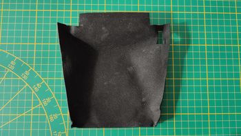 Tapis du coffre 100D pièce détachée Porsche 911 Carrera RS 2.7 1/8 1/8ème Altaya #B37