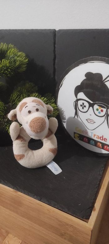 doudou hochet tigrou disney baby beige marron