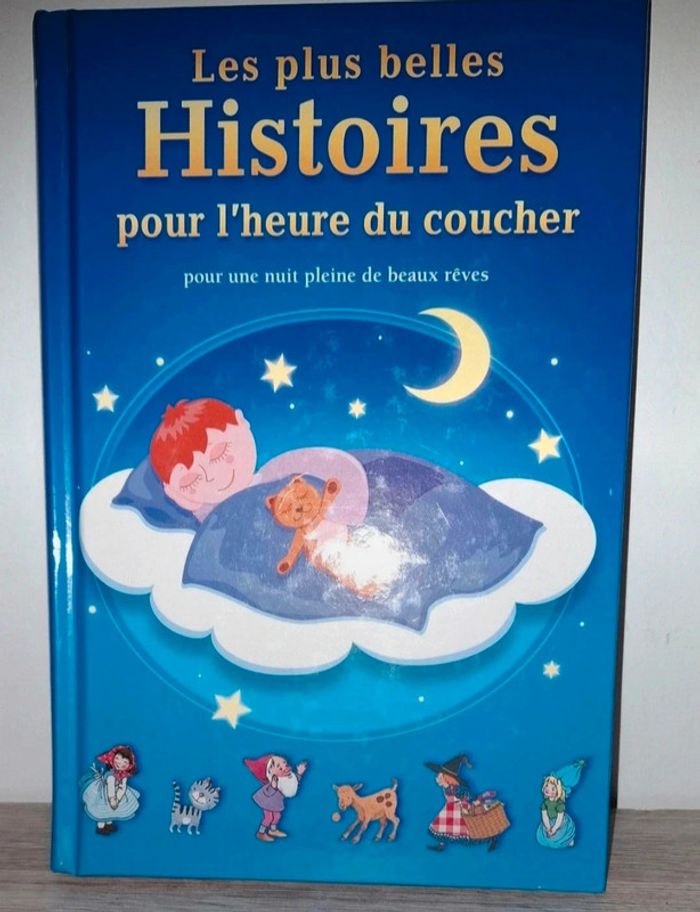 Très beau  Livre les plus belles histoires
