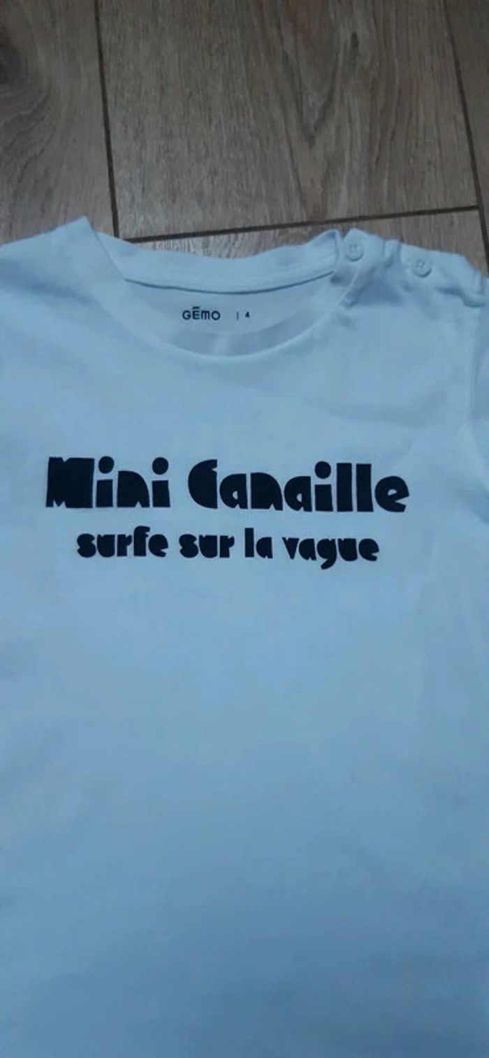 Tee-shirt MC gémo blanc "mini canaille" 4 ans état neuf - photo numéro 2