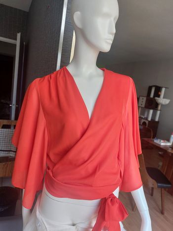 Haut léger cache cœur