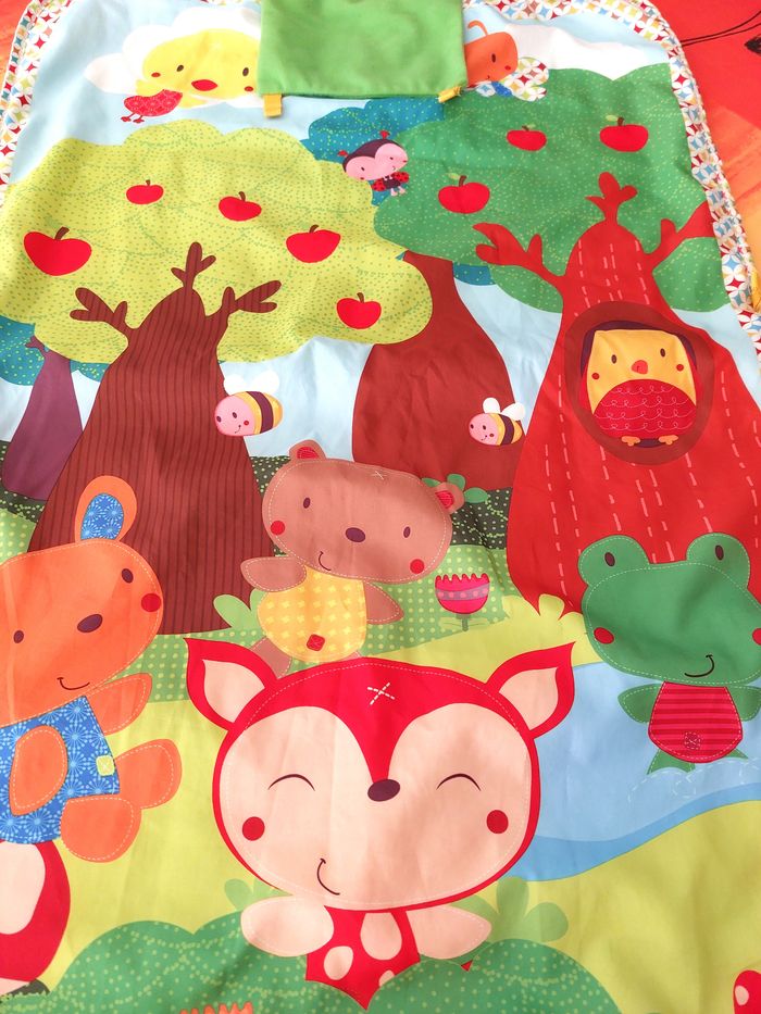 Tapis d'éveil coloré bébé V TECH Vtech jardin enchanté des ptits copains (tapis vendu seul) - photo numéro 2