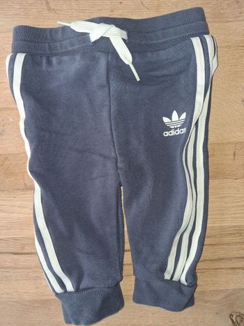 Pantalon jogging adidas 6-9 mois