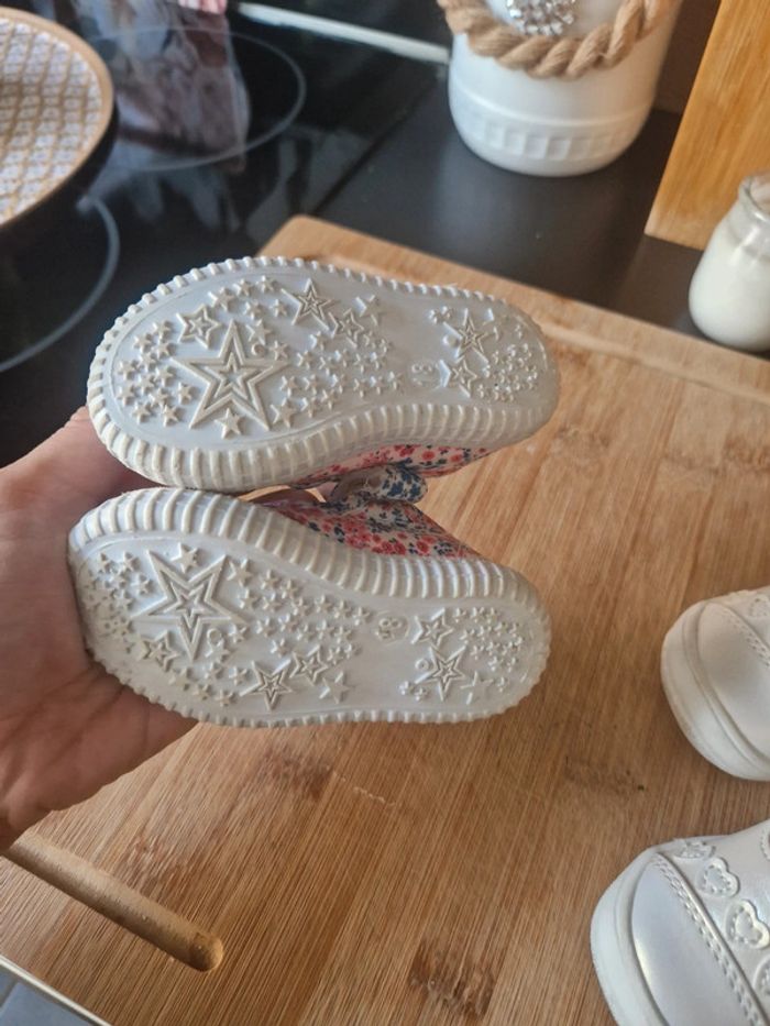 Lot chaussure bébé - photo numéro 5