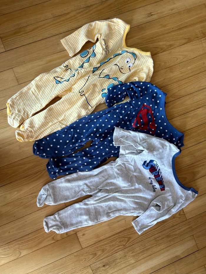 Lot de 8 pyjamas - photo numéro 2