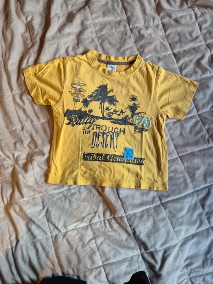 T-shirt rally