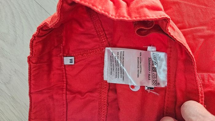 Jupe short neuvejuste lavée 8 ans - photo numéro 3