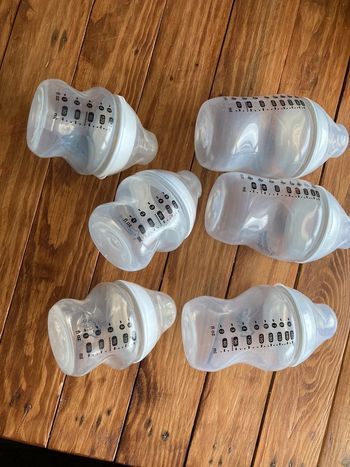 Lot biberons tommee tippee