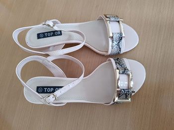 Sandales taille 37