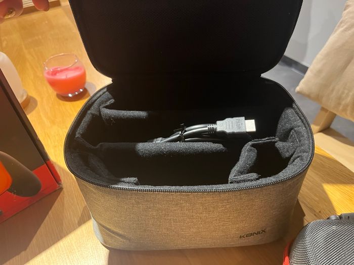 Switch avec accessoires jeux et sacoches - photo numéro 3