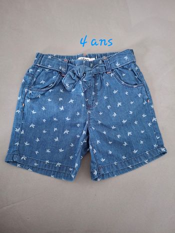 Short en jean Gémo 4 ans
