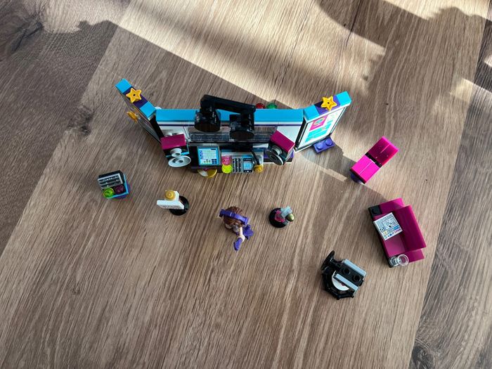 Lego friends Le studio d’enregistrement 41103 - photo numéro 7