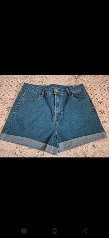 Short neuf en XL