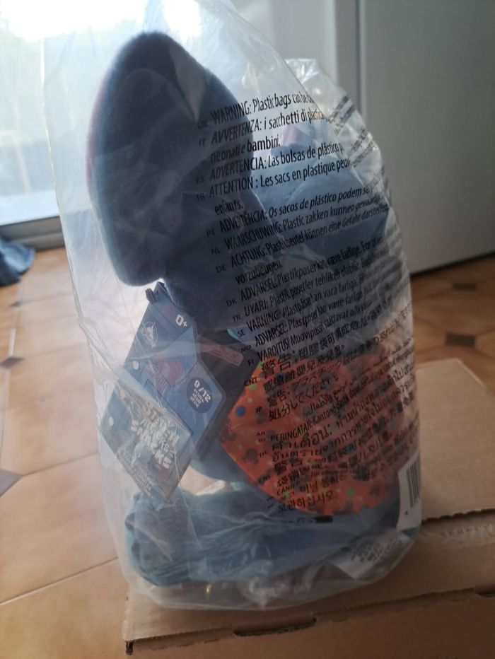 Peluche stitch neuve
