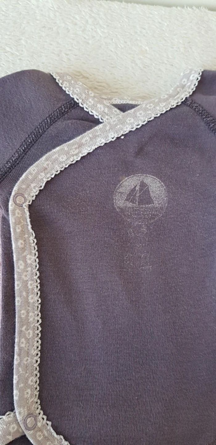 Lot de 4 bodies fille 1 mois - photo numéro 7