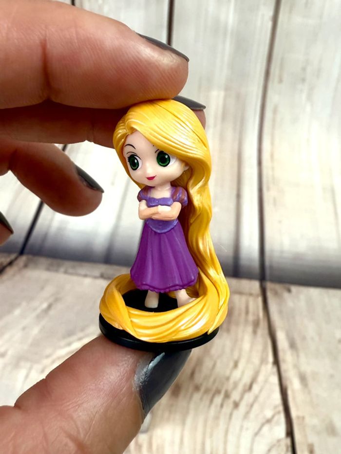 Mini Figurine Disney Qposket Raiponce (rapunzel) - Gashapon Disney Japon - photo numéro 13