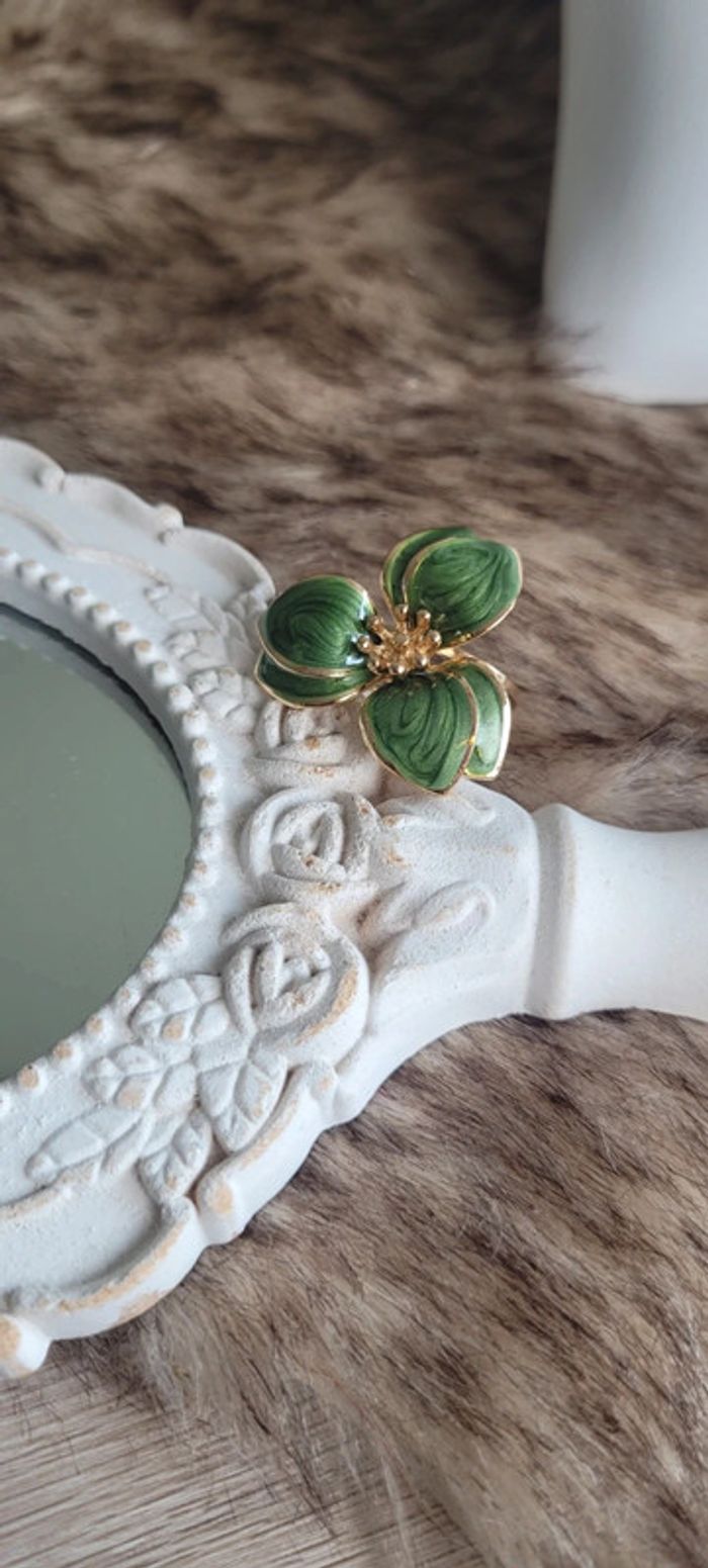 Jolie bague ajustables Parfait état verte et doré - photo numéro 3