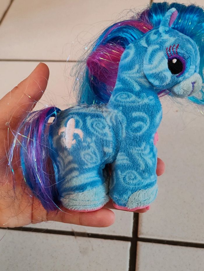 Cheval zhuzhu pets bleu avec crinière violette - photo numéro 2