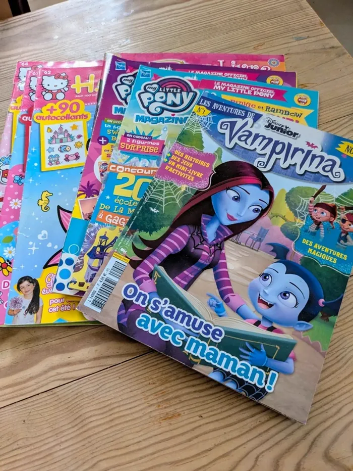 Lot de 14 magazines Toboggan, les Petites Princesses, Vanille et Les romans des sorcières + cadeaux - photo numéro 7