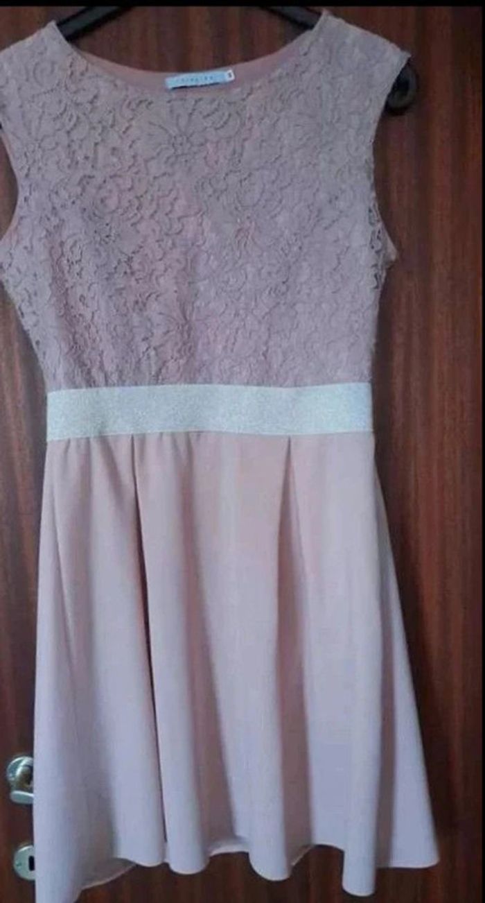Petite robe  Lola  Liza  Taille 40 - photo numéro 2