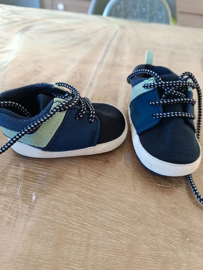 Petite chaussures souple bébé garçon - photo numéro 2
