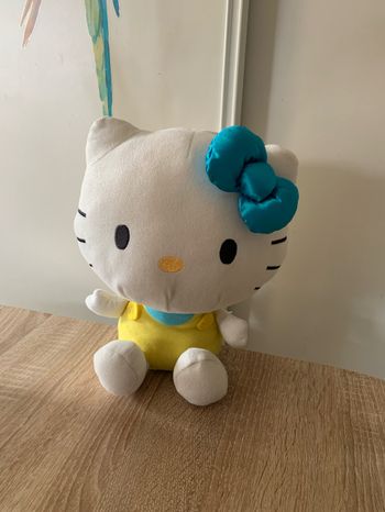 Peluche Hello Kitty Sanrio