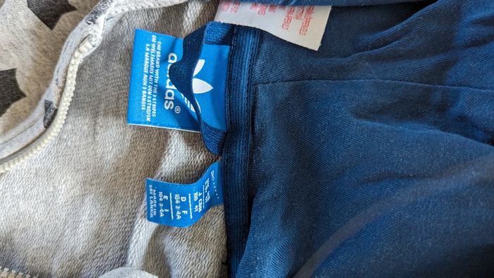 Gilet Adidas taille 3/4 ans - photo numéro 3