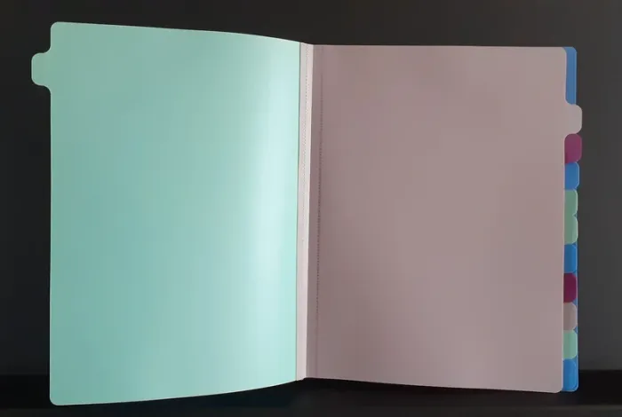 Trieur plastifié neuf. - photo numéro 3