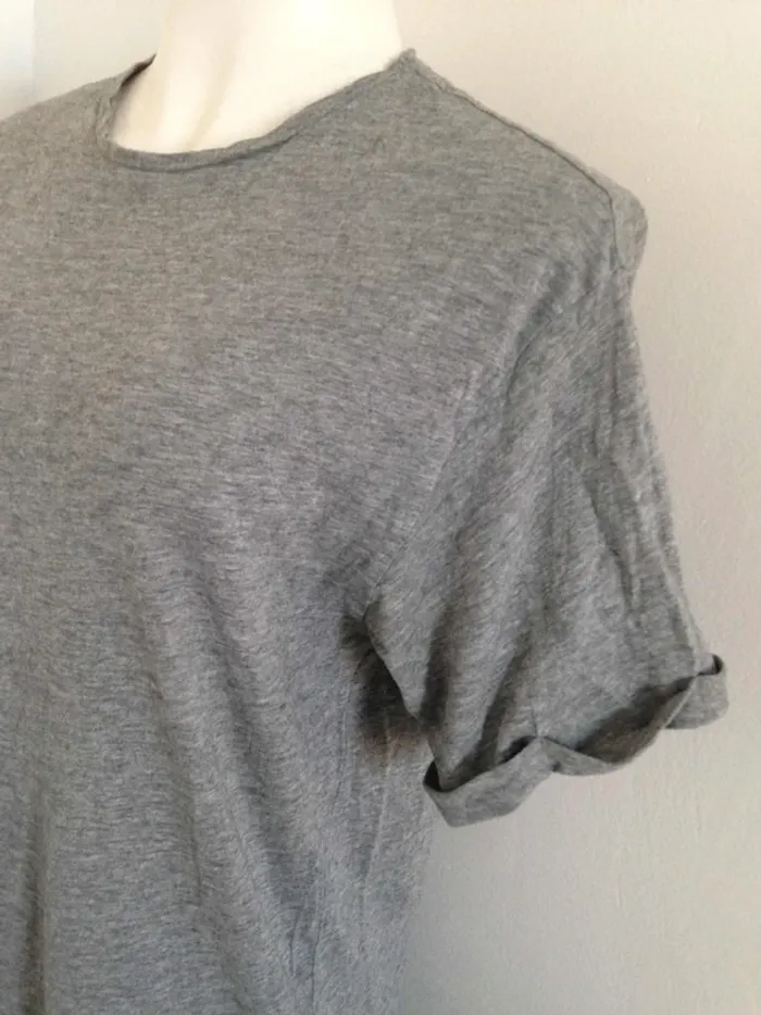 Thsirt long basic col rond manches courtes 38 Bershka - photo numéro 3
