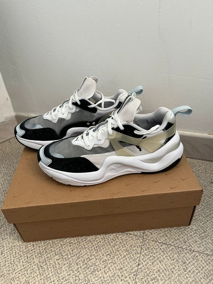 Baskets Puma Noir / Blanc / Gris / Transparent Taille (38) - photo numéro 3