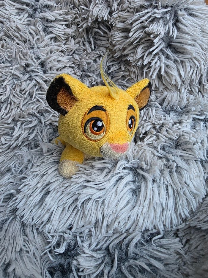 Peluche natif disney simba - le roi lion disneyland paris - disney store - photo numéro 2