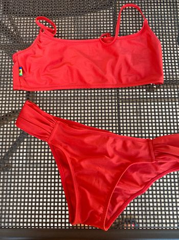Joli maillot de bain deux pieces  38 cacatoès