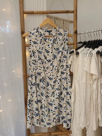 Jolie robe fleurie taille 36