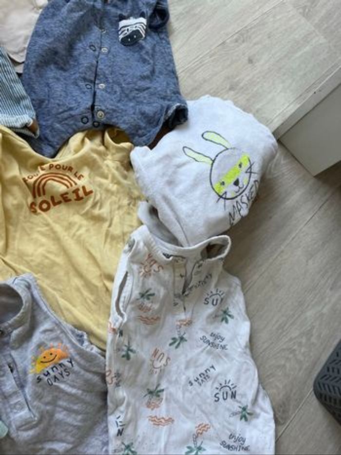 Lot vêtement bébé 6 mois - photo numéro 4