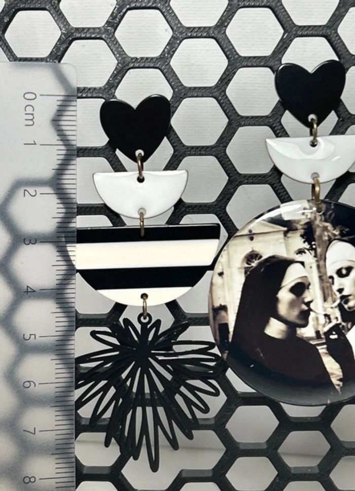 Boucles d’oreilles - Sœurs rebelles - photo numéro 6