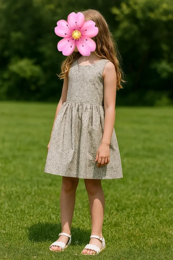 Robe réversible fille 10 ans – Kiabi – très bon état