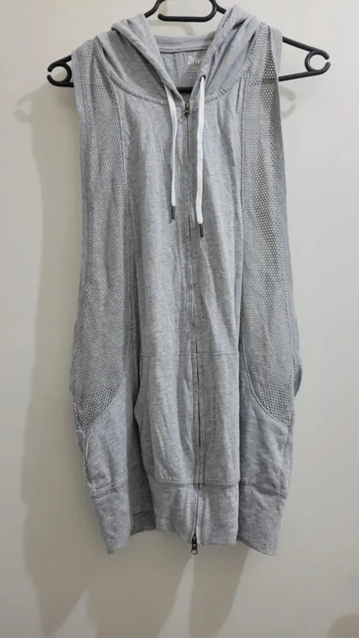 gilet de sport 46/48 - photo numéro 3