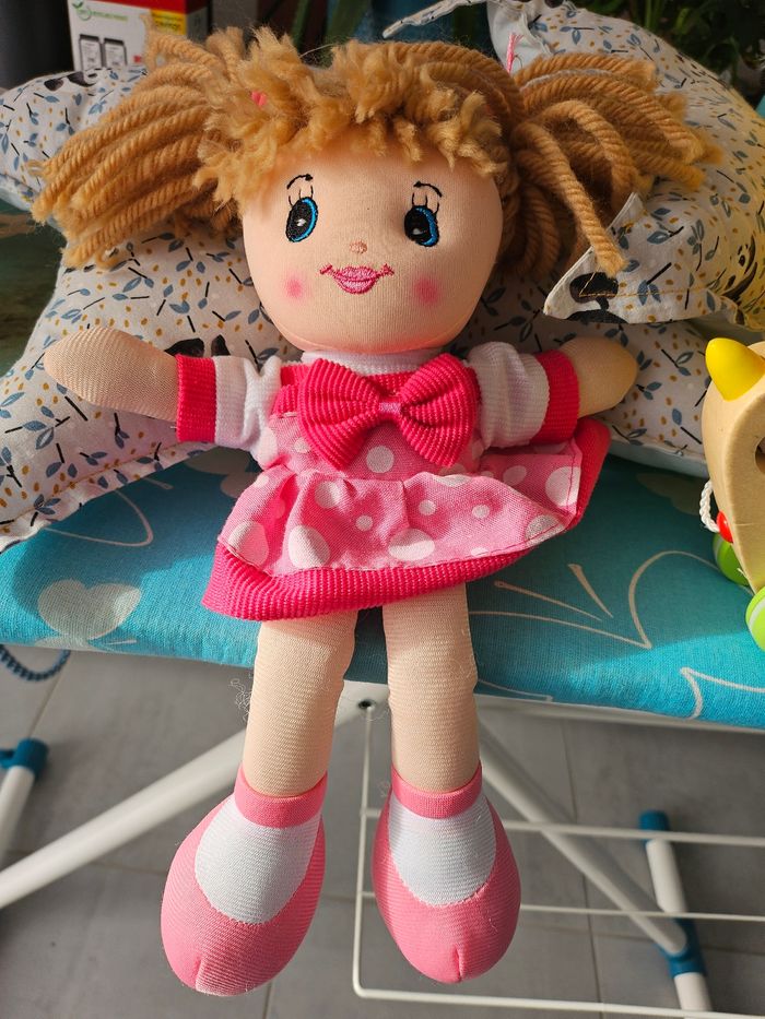 Lot peluches et jouet - photo numéro 8