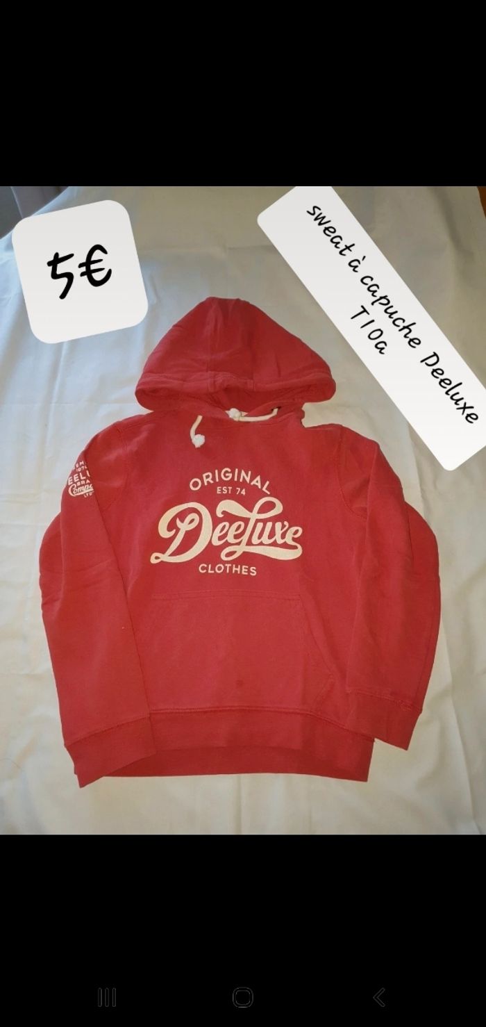 Sweat à capuche Deeluxe