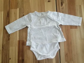 Bodies haut intégré vertbaudet blanc et gris