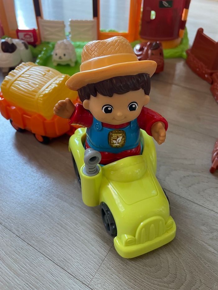 Tut tut la ferme magique de Noé + personnage de Noé le petit fermier - photo numéro 2