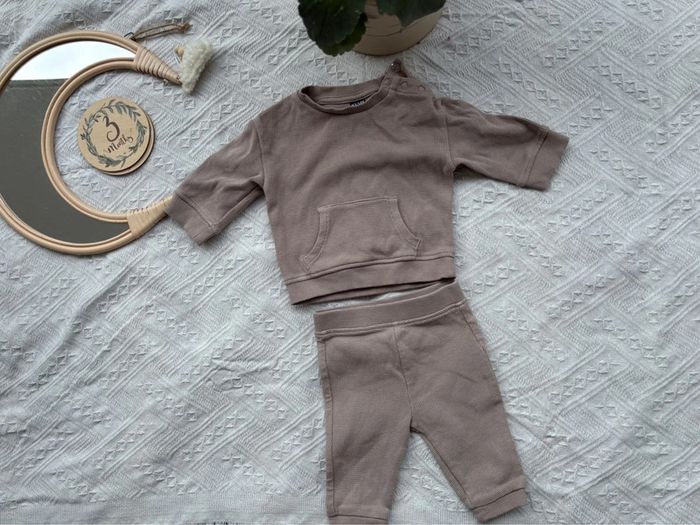 Ensemble kiabi type survêtements, bébé garcon, taille 3 mois - photo numéro 2